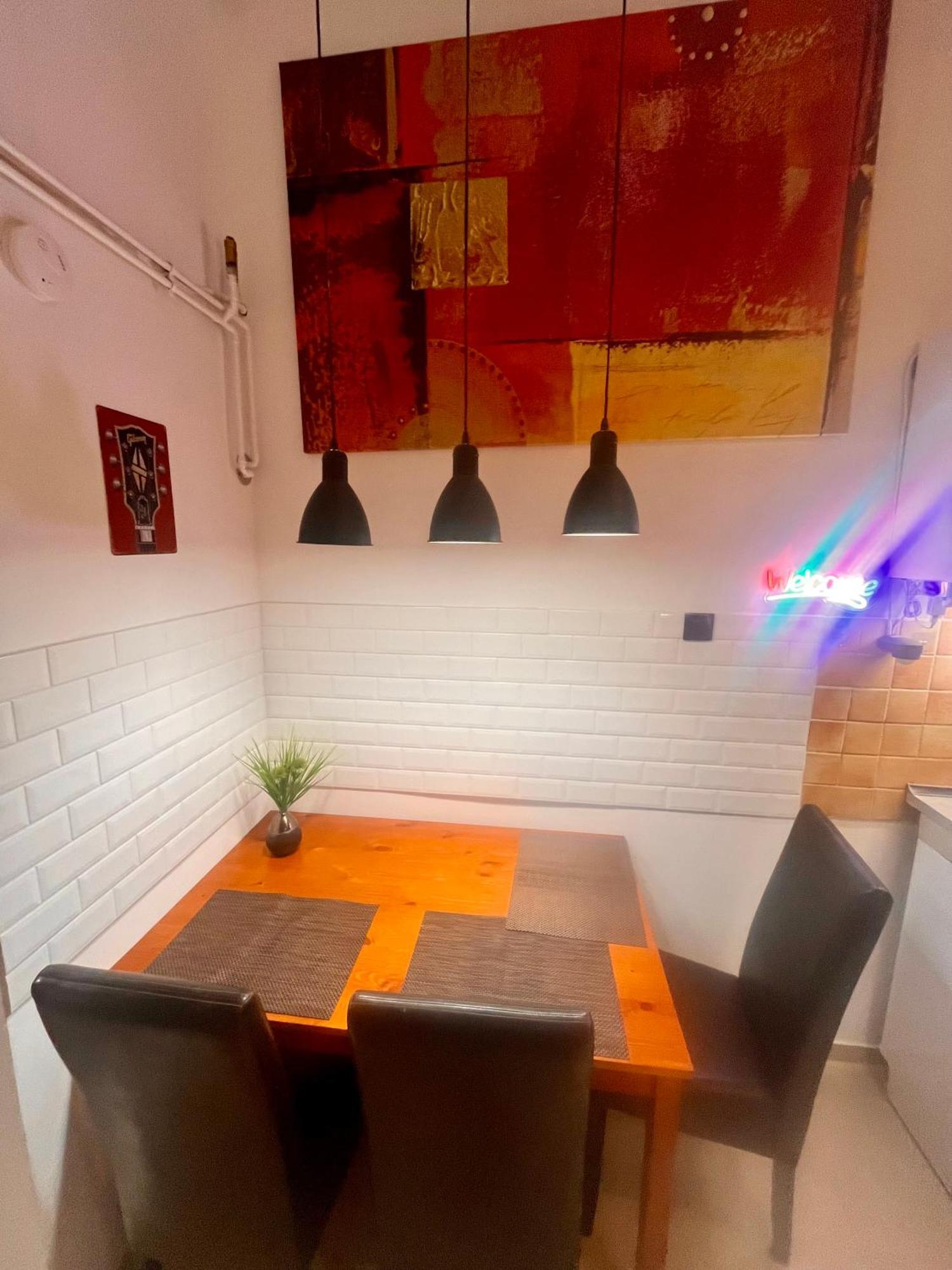 Ernesto 17 With Free Parking Possibility * Boedapest